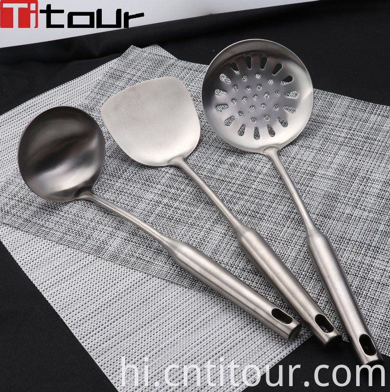 ladle soup spoon